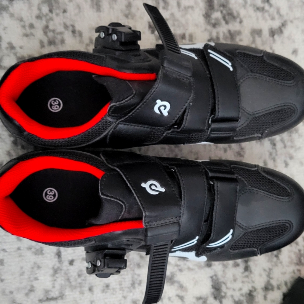 Peloton shoes sz 39 (US8)